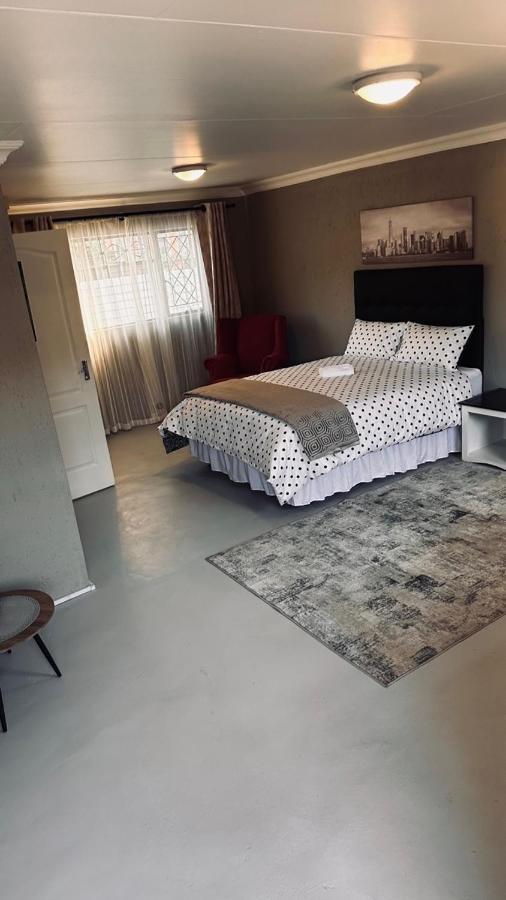One Home Pretoria-Noord Kültér fotó