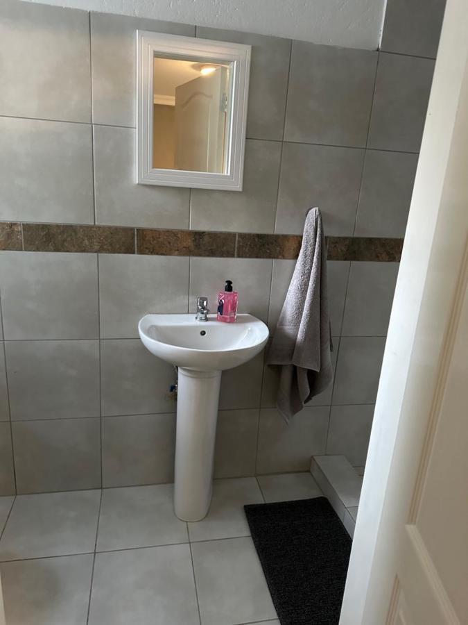 One Home Pretoria-Noord Kültér fotó