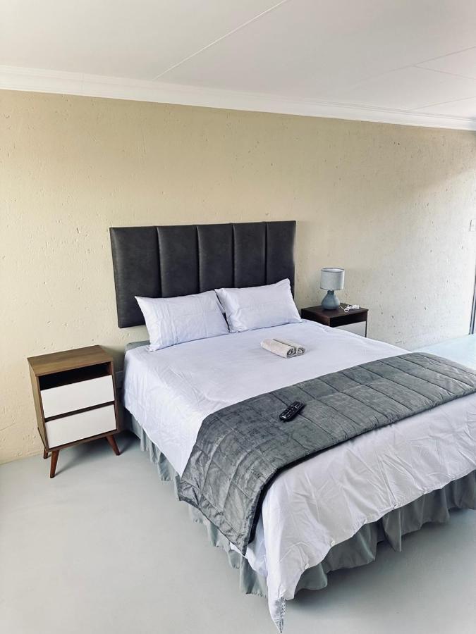 One Home Pretoria-Noord Kültér fotó